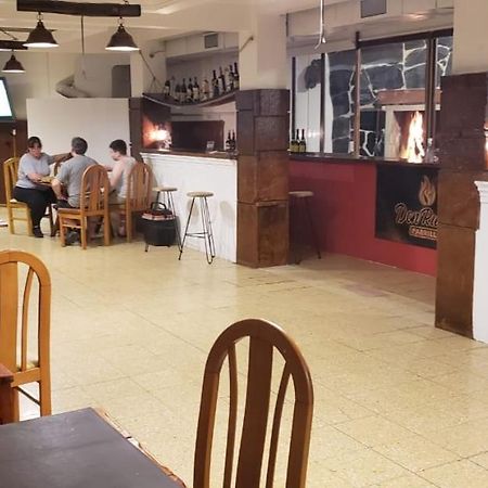 Hotel Caleta Olivia Hueso Per Kültér fotó