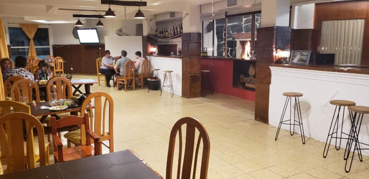 Hotel Caleta Olivia Hueso Per Kültér fotó