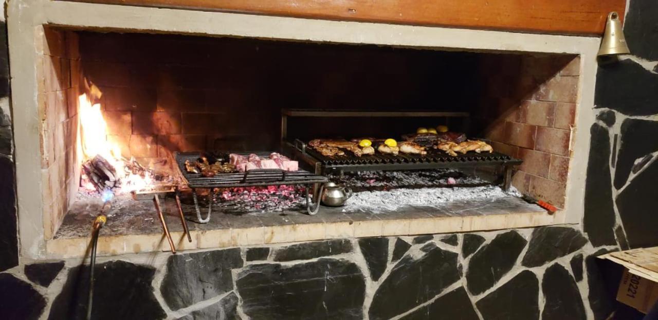 Hotel Caleta Olivia Hueso Per Kültér fotó